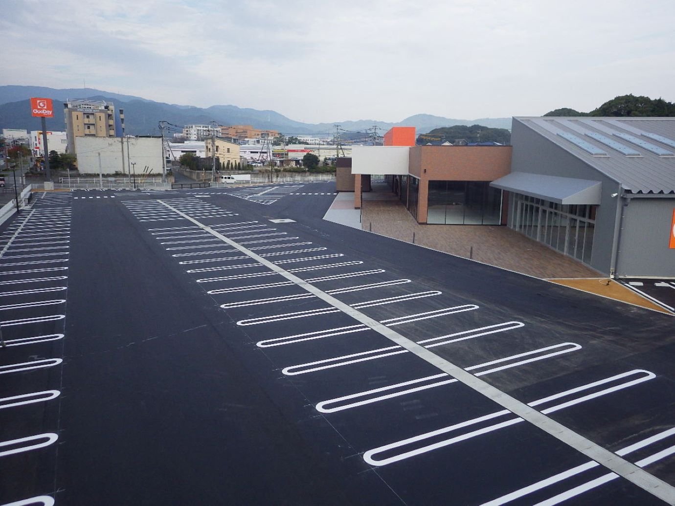 店舗造成・舗装工事